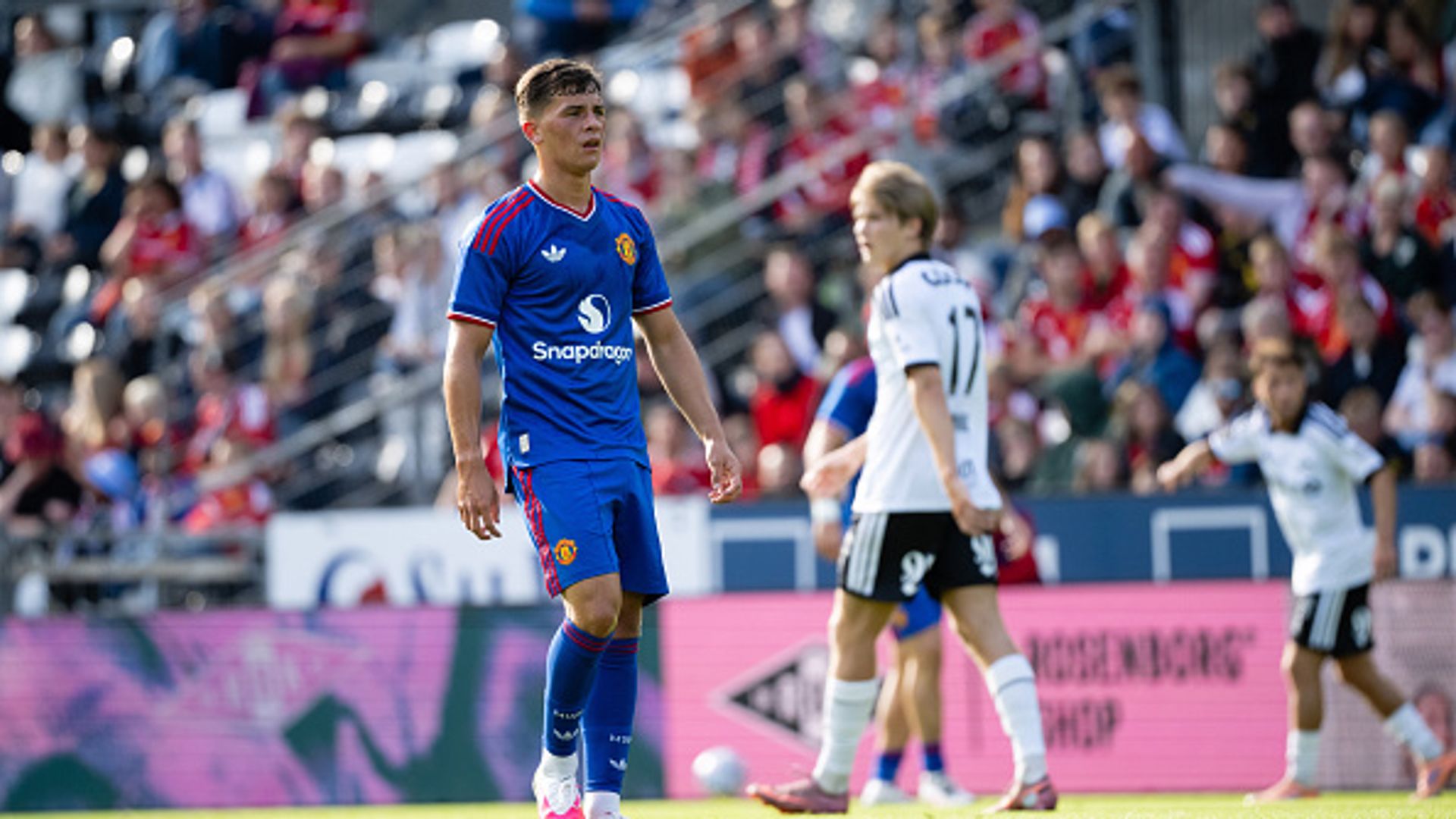 Lacey puts impressive United ahead against Rosenborg LIVE!