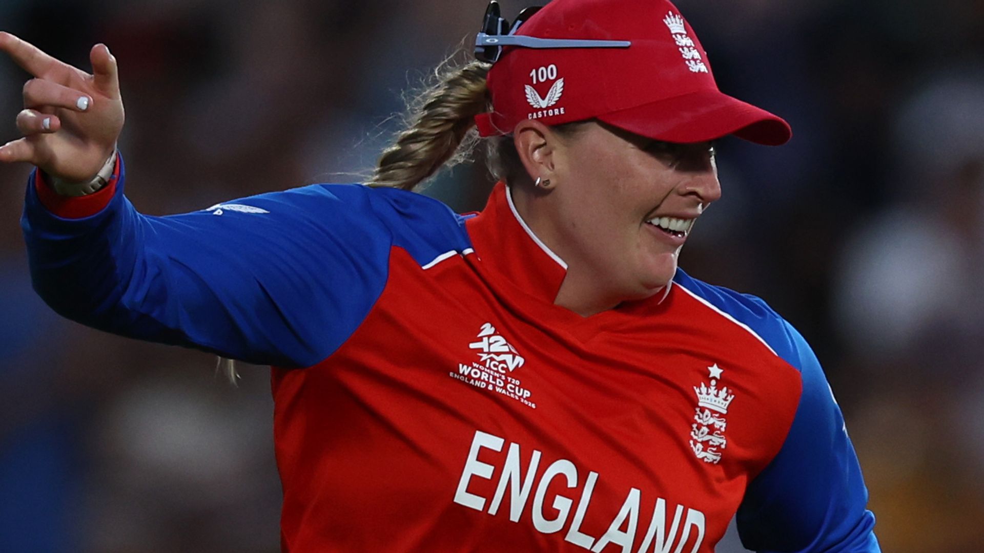 England on course to reach final as South Africa stutter chasing 170 LIVE!