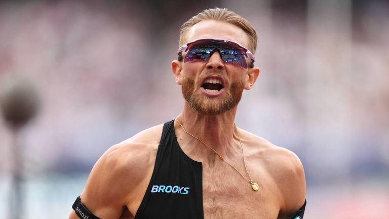 Josh Kerr quebrou o recorde mundial da milha em Londres