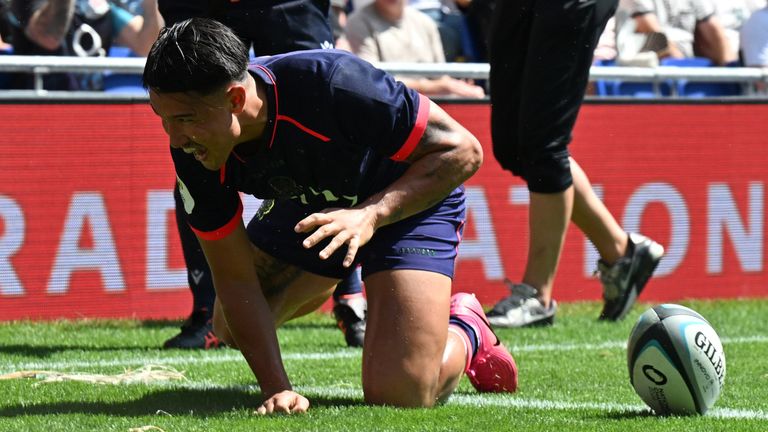 Marcus Smith scored the opening try in bizarre fashion after an assist by the corner flag 