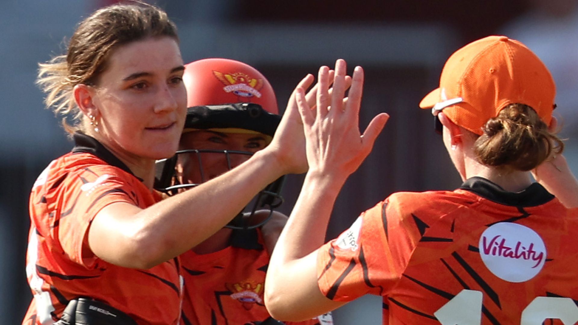 SunRisers into Hundred women's final with tense win over Brave