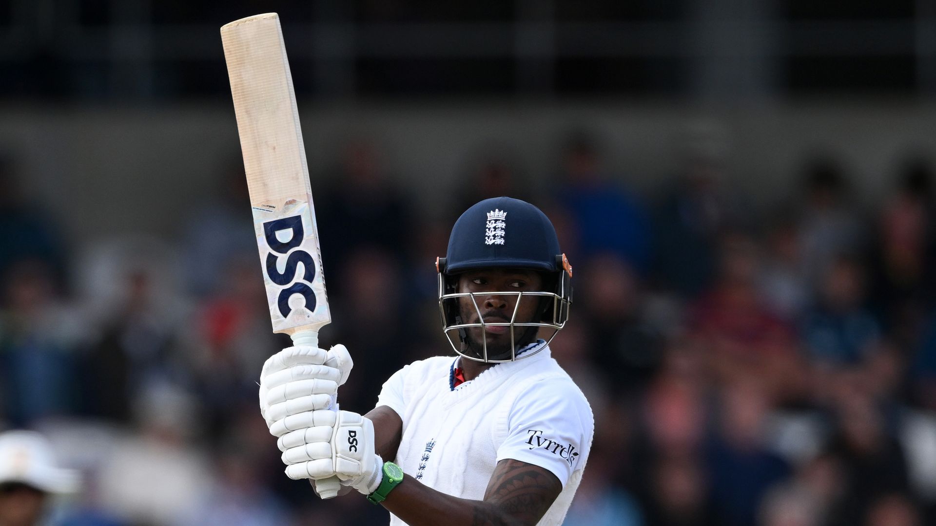 England nine down, leading by over 200 vs Pakistan on day three LIVE!