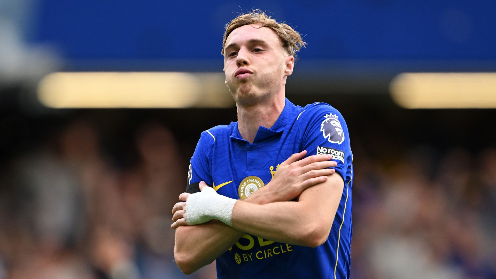 Palmer adds superb fourth for Chelsea against Brighton LIVE!