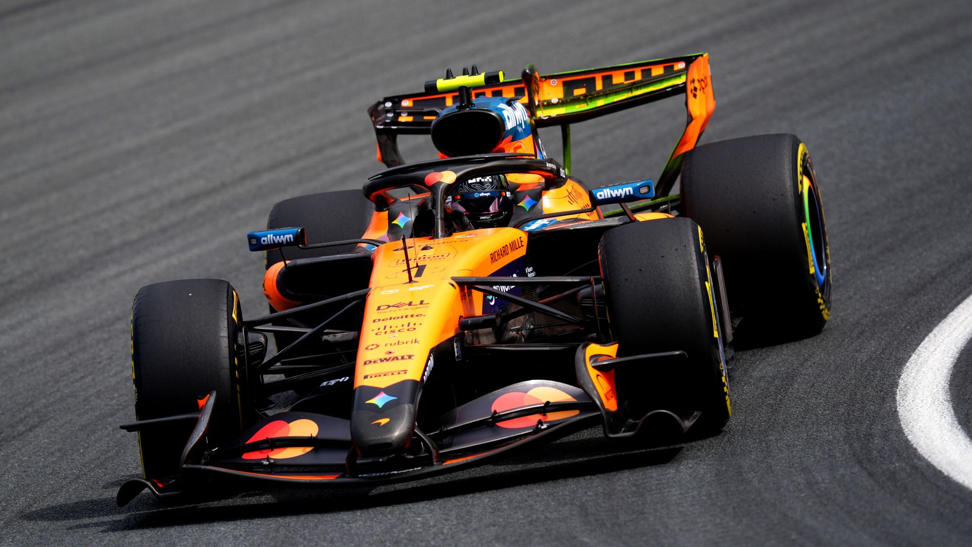 Dutch GP: Norris on provisional pole from Russell LIVE!