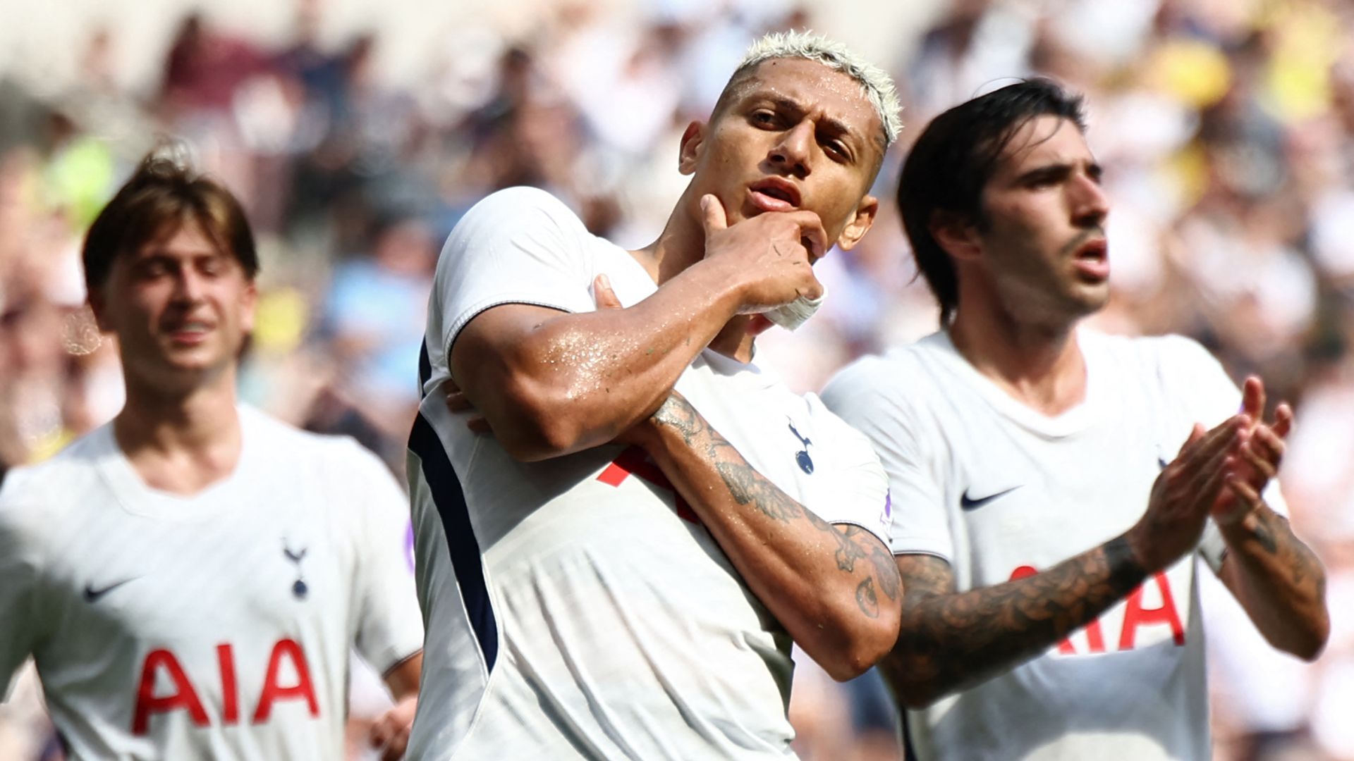 Richarlison gives Spurs lead against Hoffenheim LIVE!