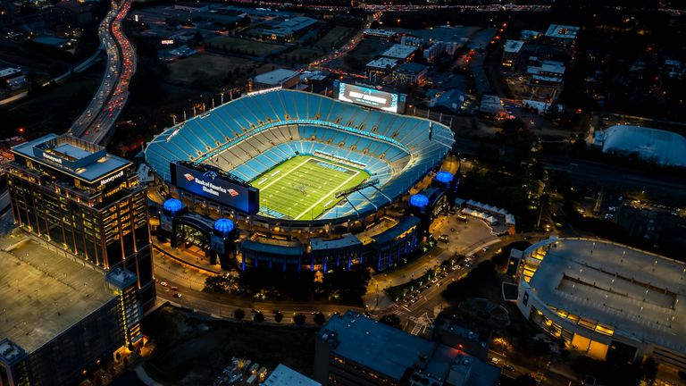 Carolina Panthers – Bank of America Stadium, Kapazität: 75.037