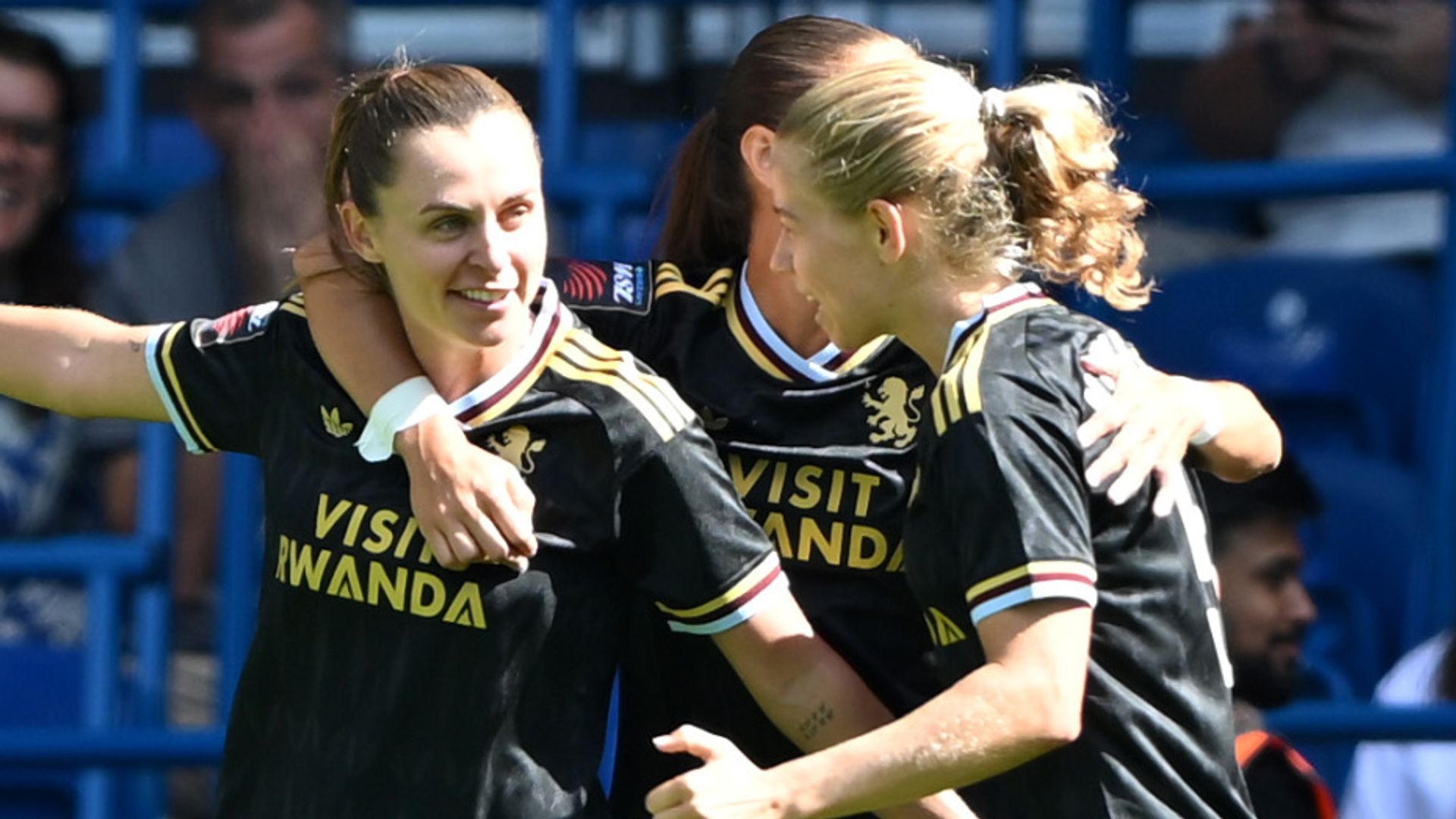 Villa hold on to earn first WSL point against Chelsea