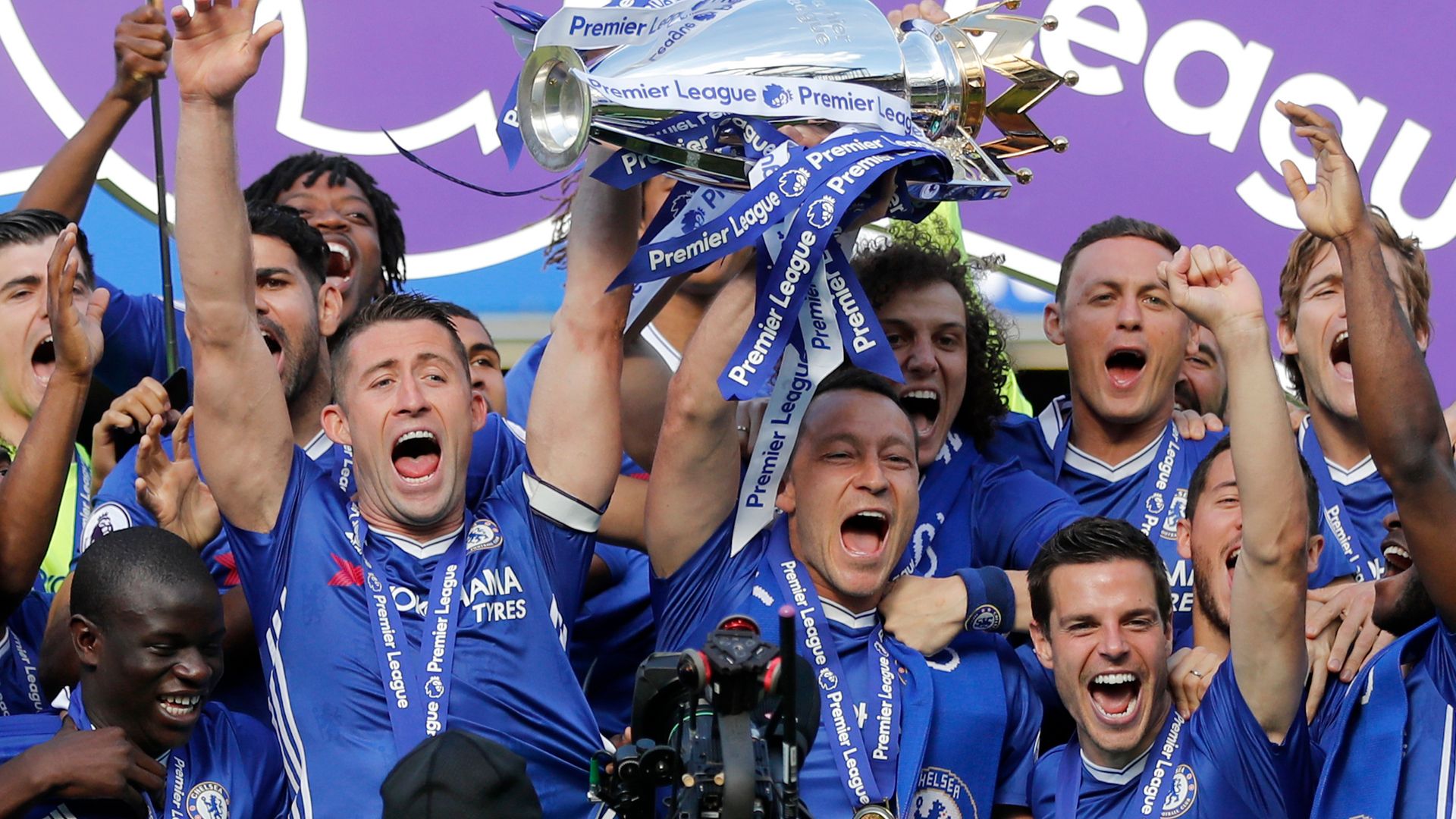 Pochettino: Spurs should be awarded Chelsea's league title from 2017