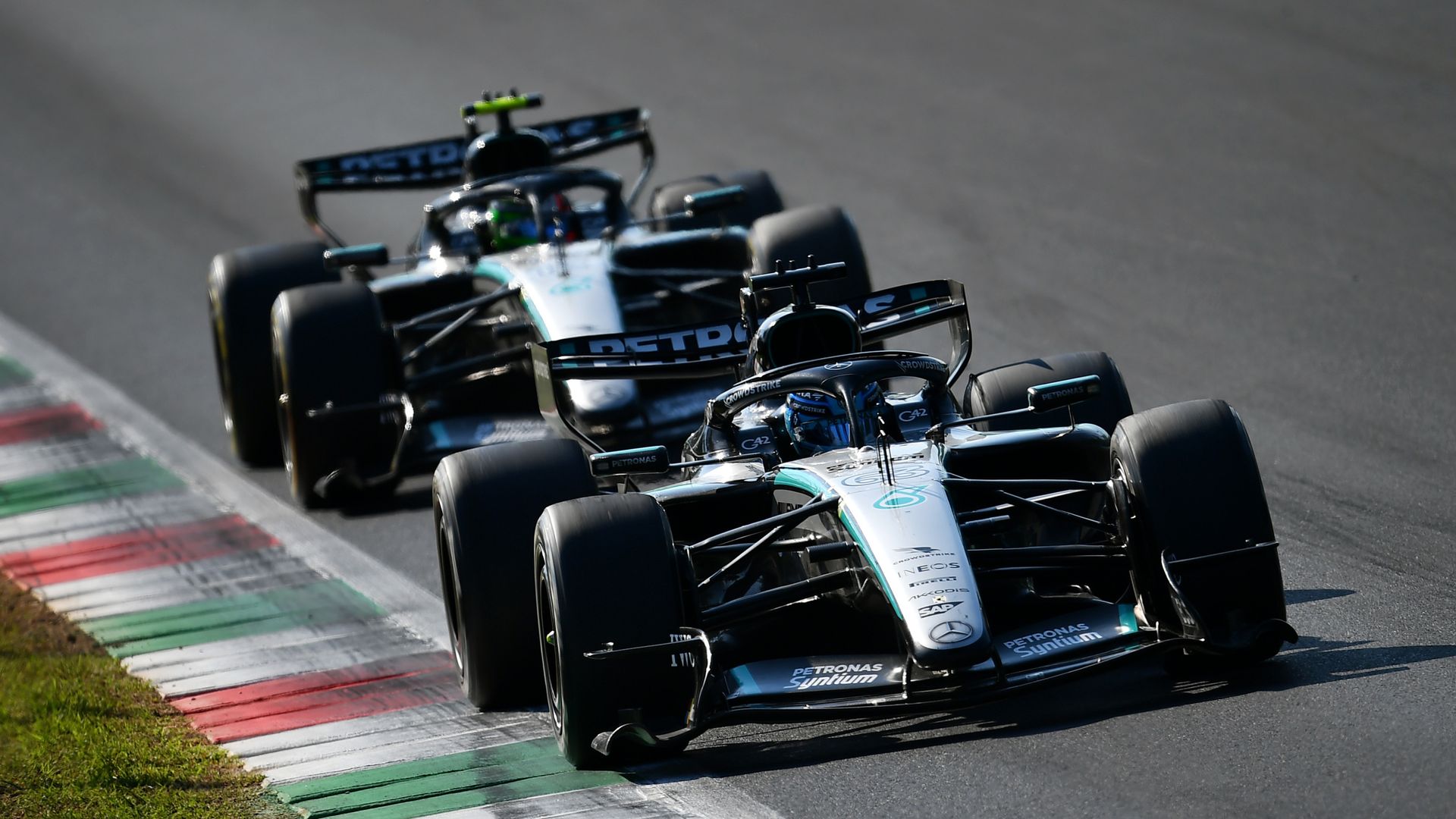 Italian GP: Russell leads but Antonelli catching in closing stages LIVE!