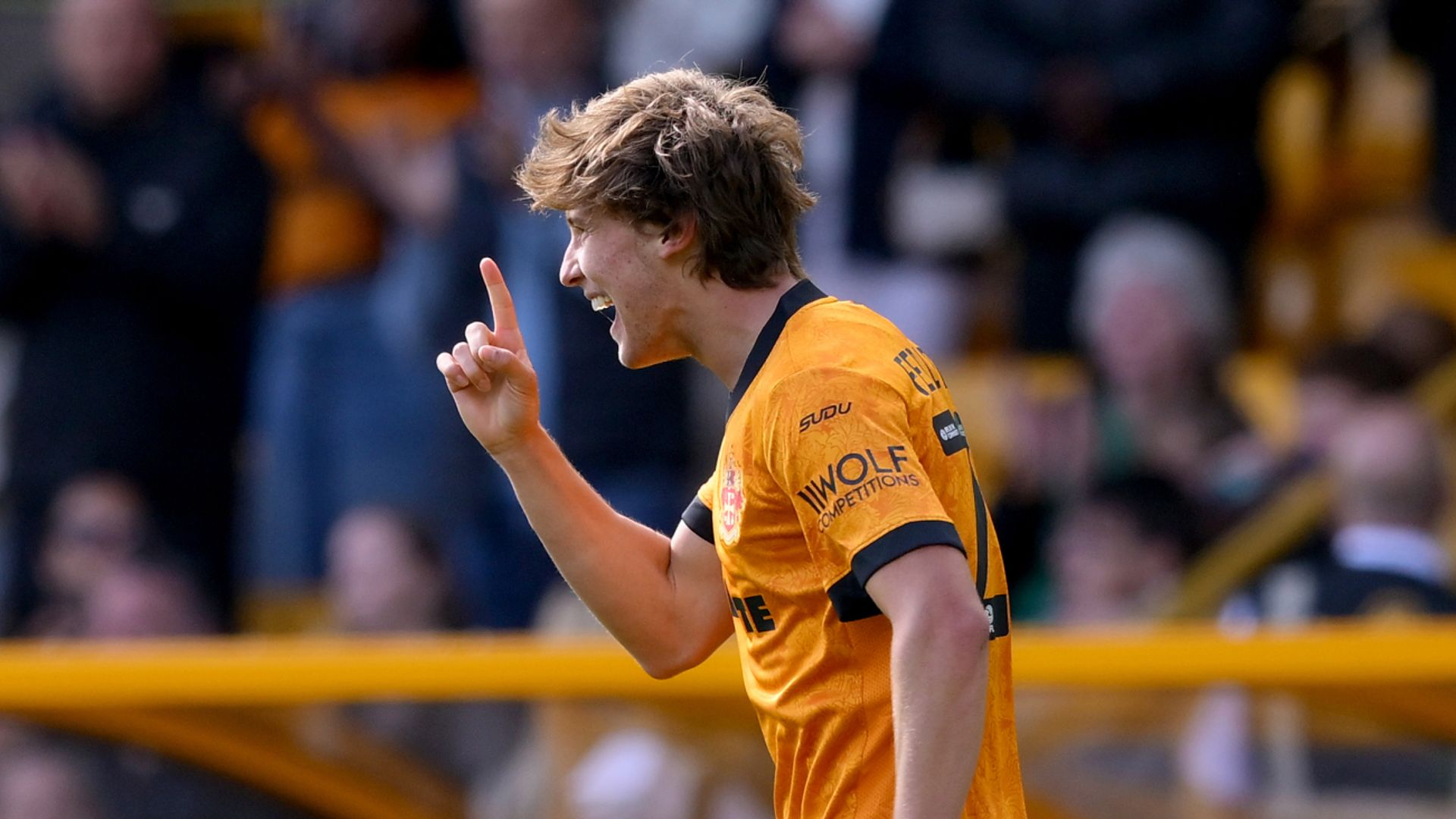 Huge Error Costs West Brom As Wolves Clinch Derby Win Molineux Mix Huge Error Costs West Brom As Wolves Clinch Derby Win Molineux Mix