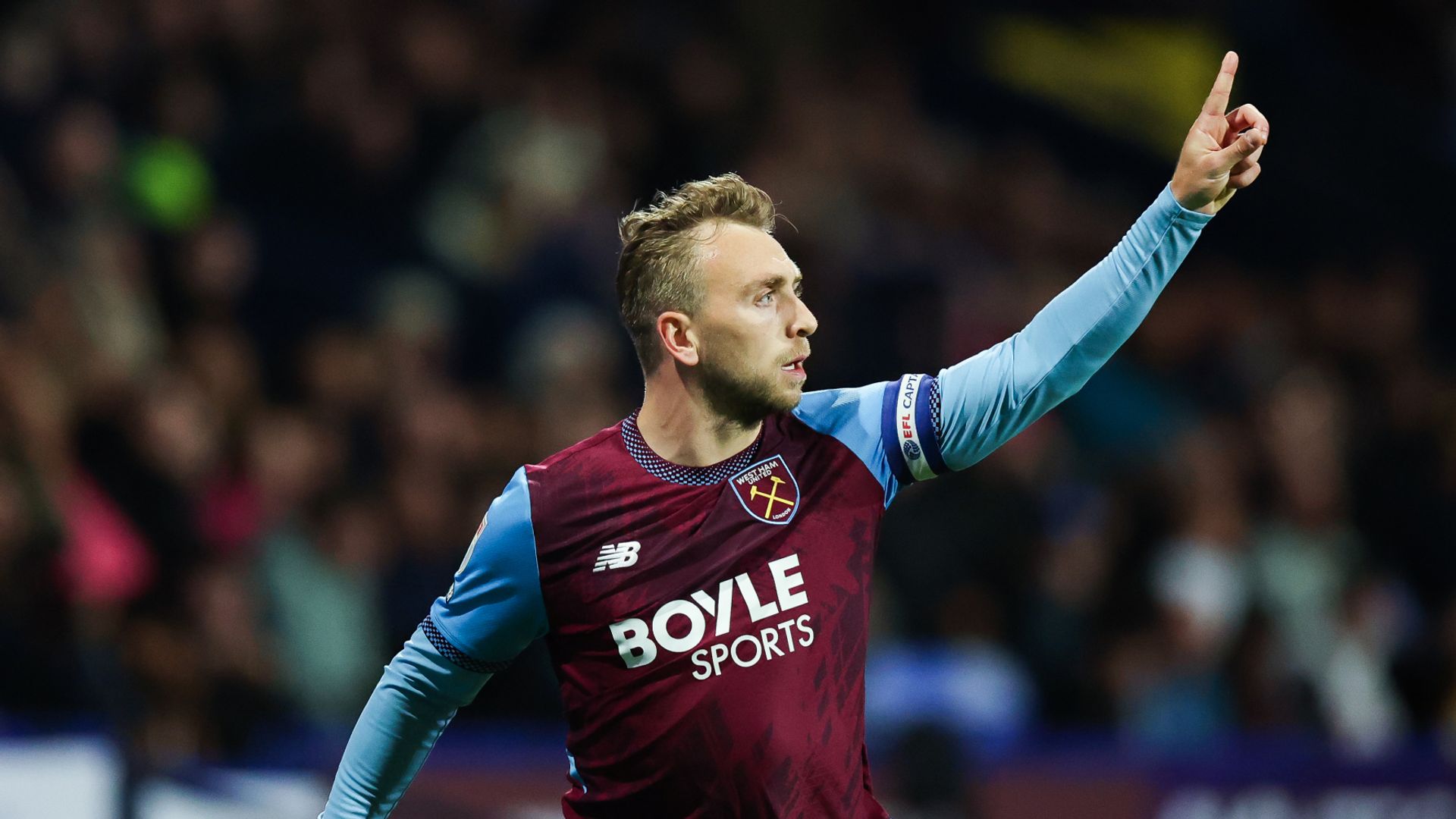 Bowen at the double as West Ham climb top of the Championship