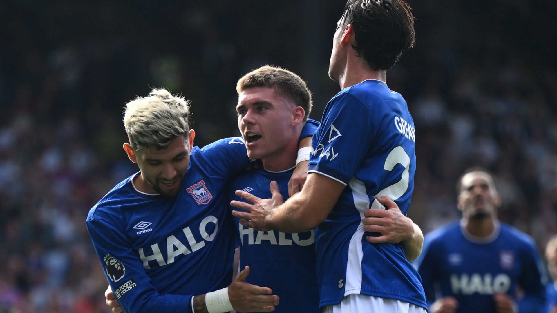 Davis heads Ipswich in front against 10-man Palace LIVE!