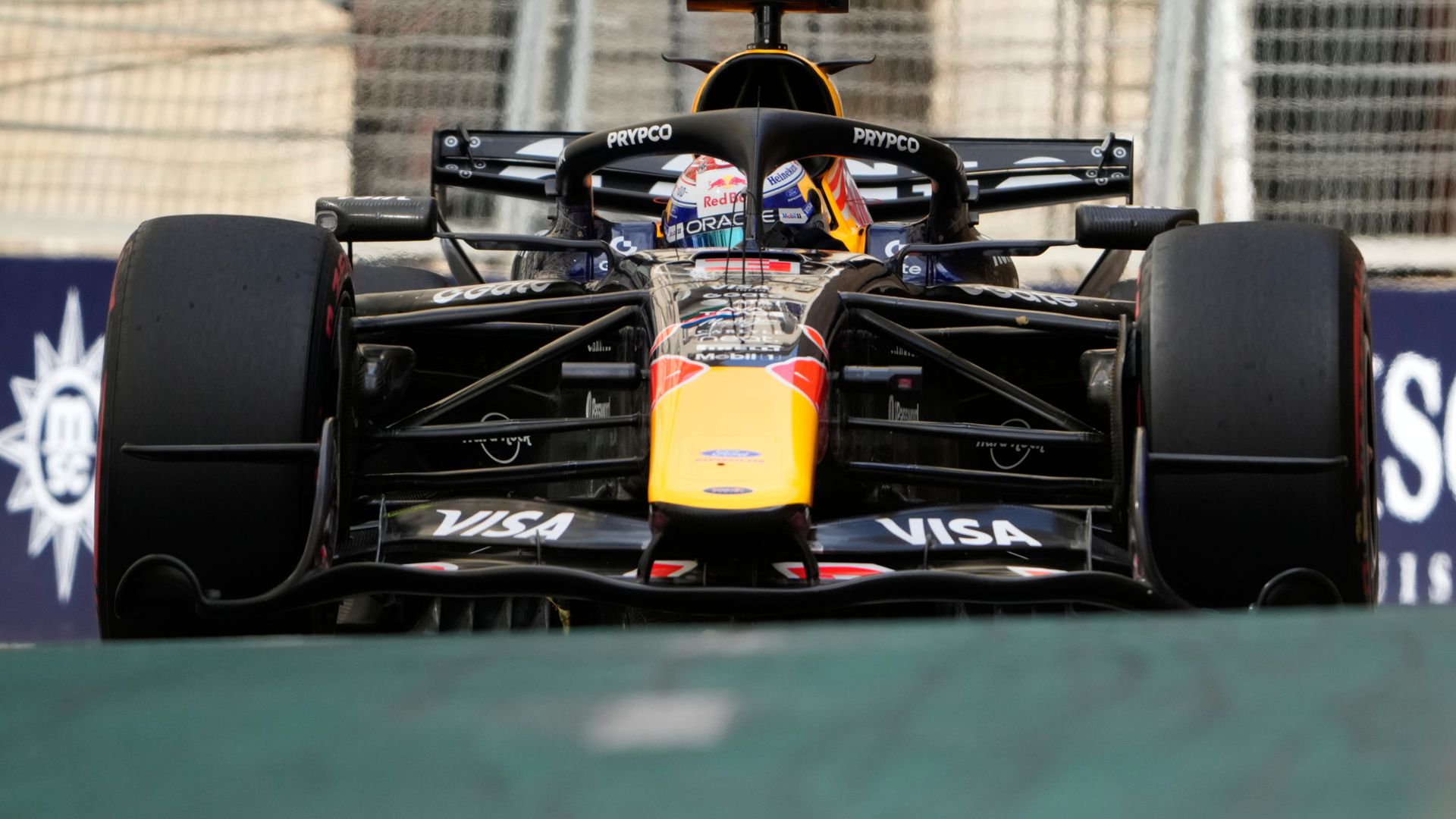 Verstappen usurps Russell in error-filled final practice ahead of 1pm Qualifying