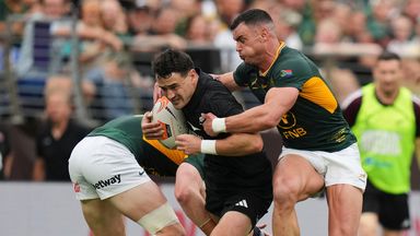 New Zealand's..Will Jordan is tackled by South Africa's Jesse Kriel, right, during their rugby international in Baltimore, USA, Saturday, Sept. 12, 2026. (AP Photo/Stephanie Scarbrough)