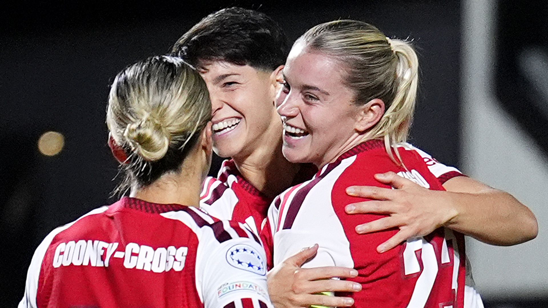 WCL: Russo completes hat-trick with Arsenal leading Benfica LIVE!