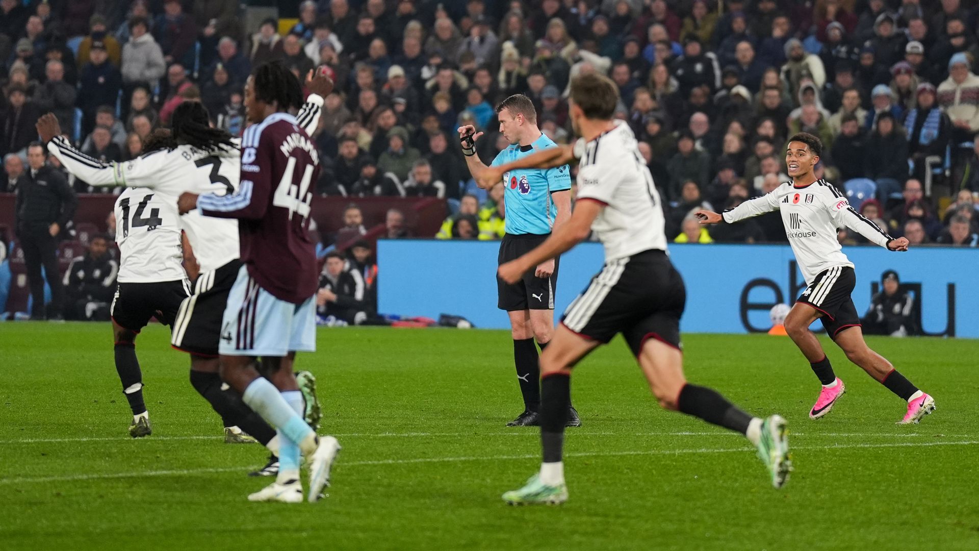 Suzuki own goal pulls Fulham level at Aston Villa LIVE!