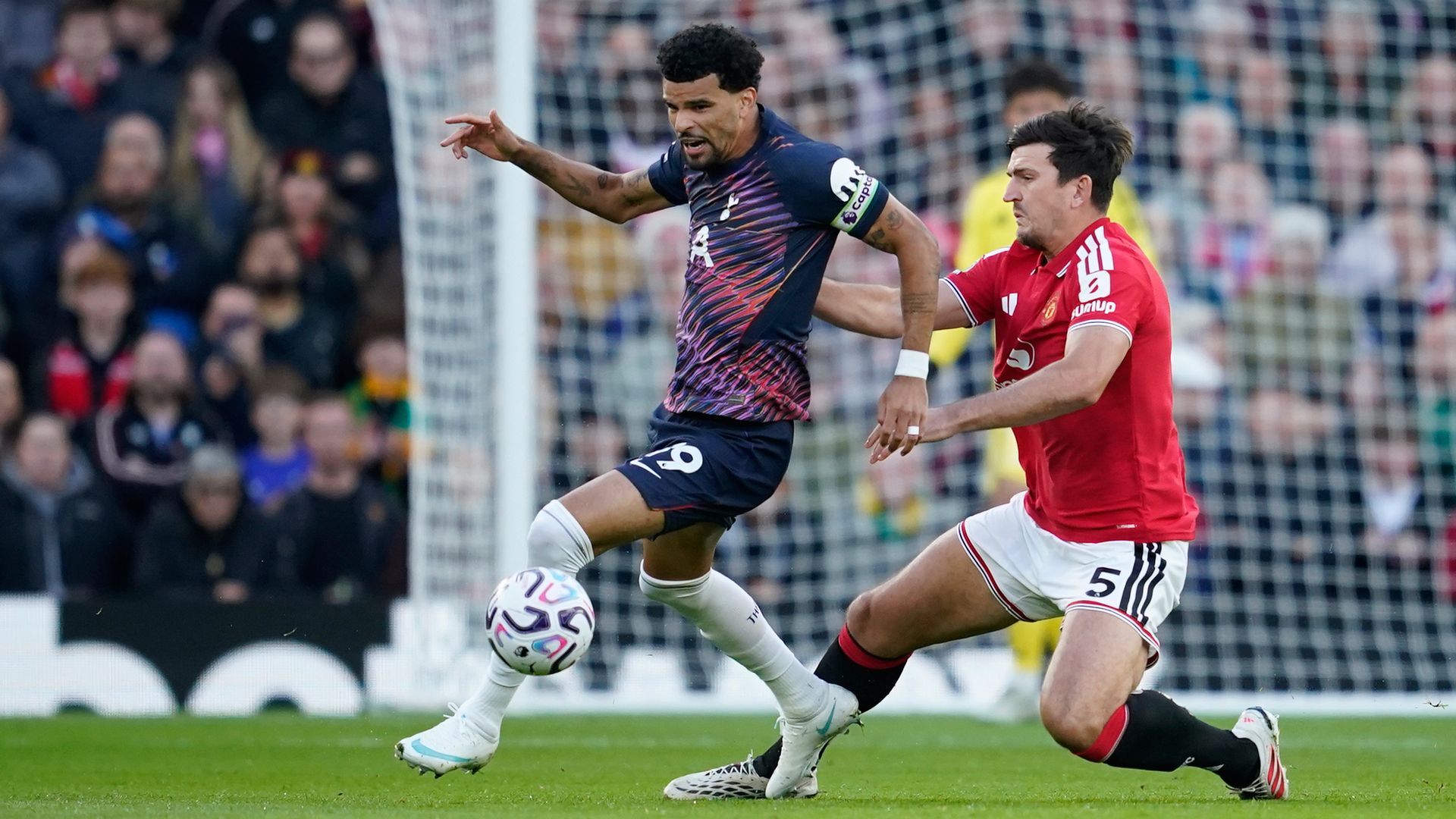 Wasteful Spurs somehow still goalless at Man Utd LIVE!