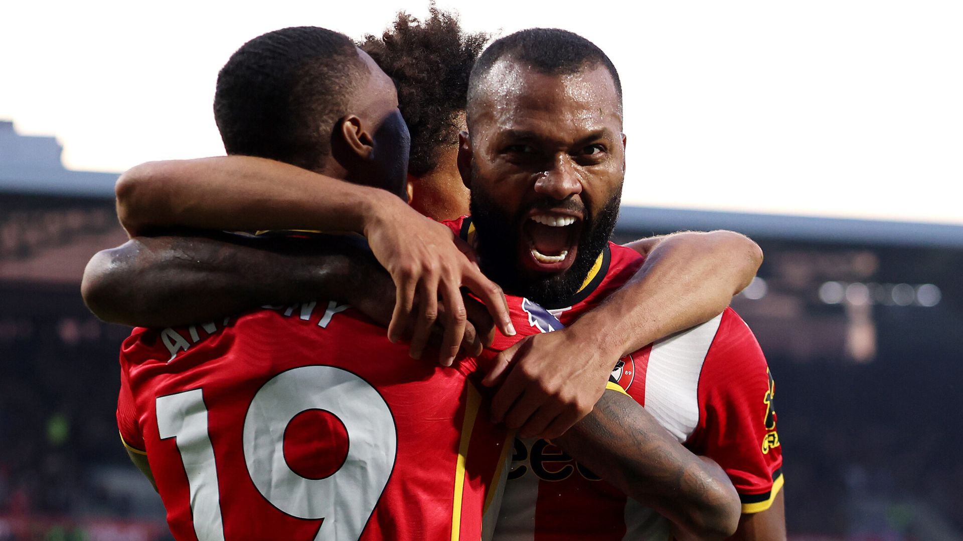 Forest booed by visiting fans as Brentford win LIVE!