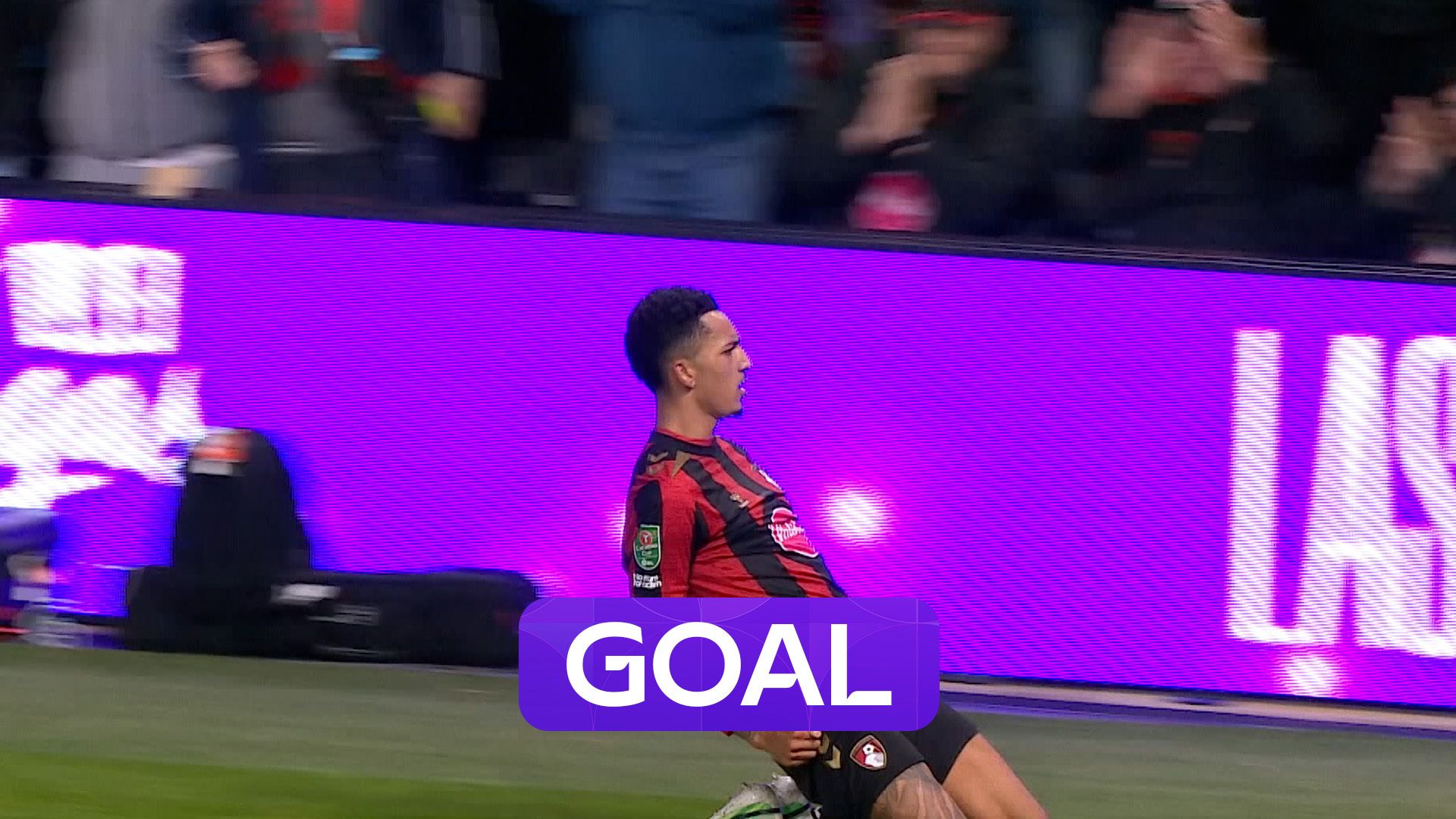 'He's taken that one ruthlessly!' | Rodriguez gets Bournemouth's third against Aston Villa