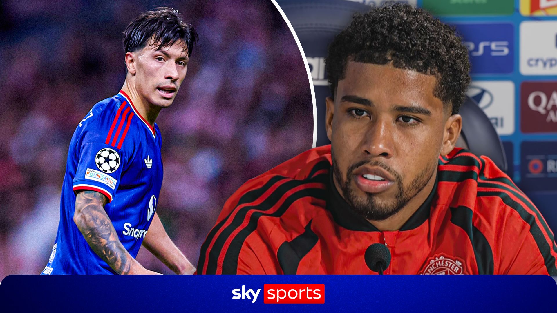 'It's done' - Santos urges Man Utd squad to 'move on' from Martinez's comments