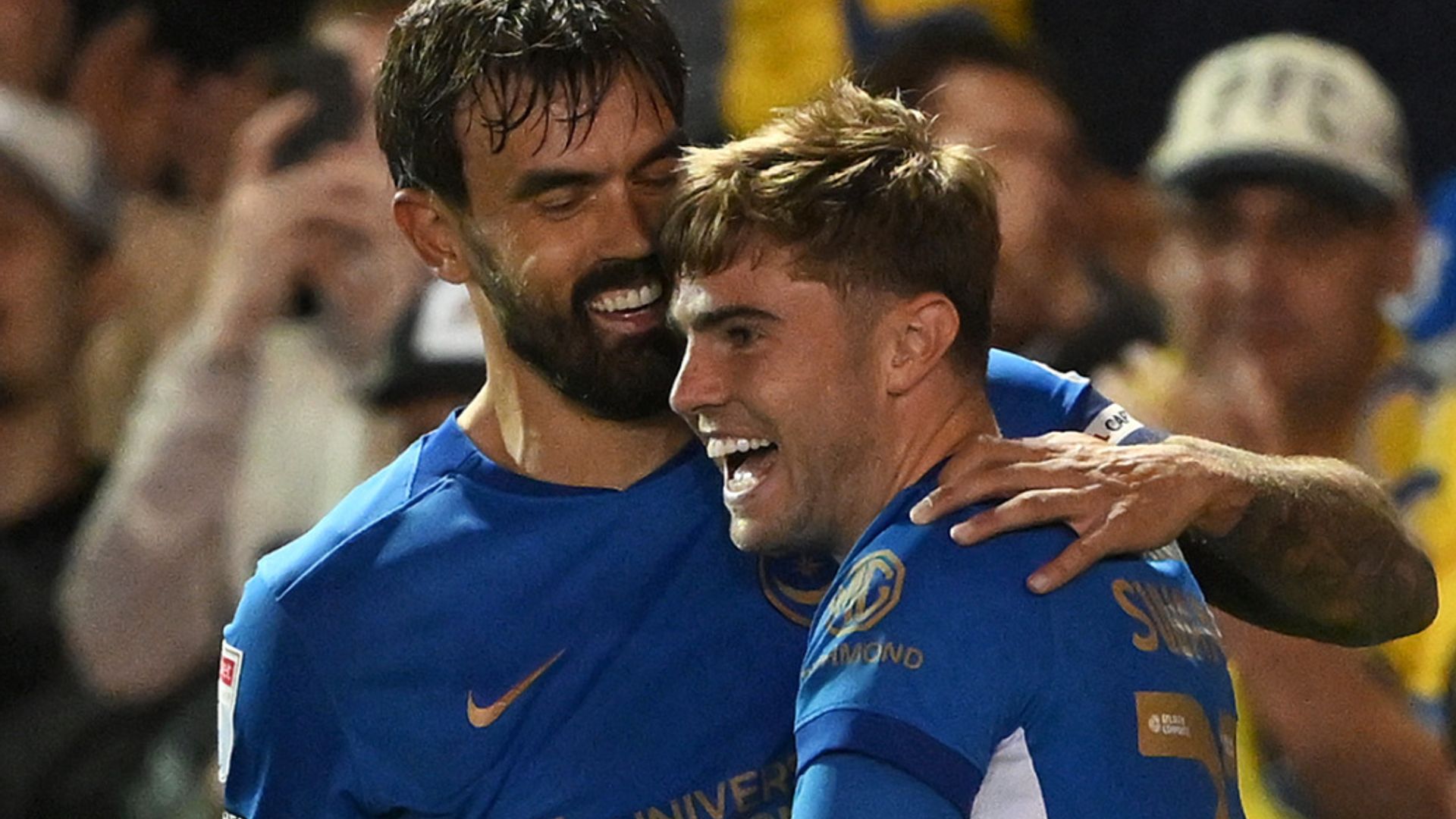 Portsmouth nick late win against 10-man Sheff Utd